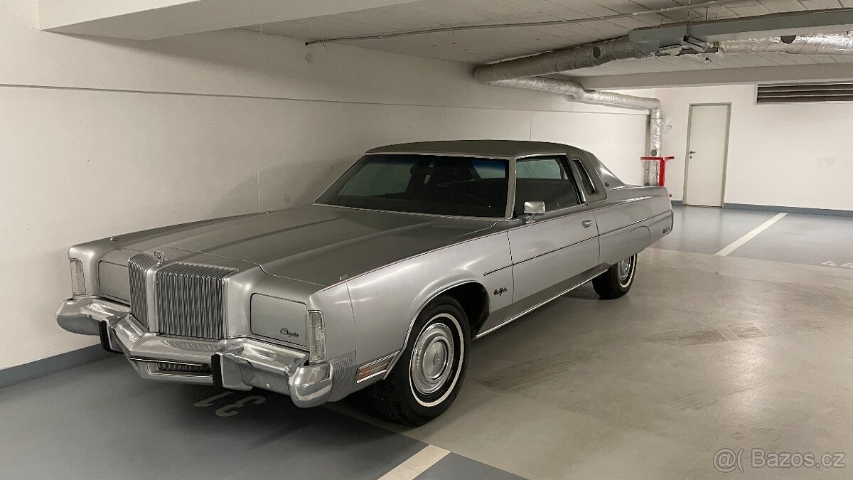 Chrysler New Yorker 1977 V8 7.2L