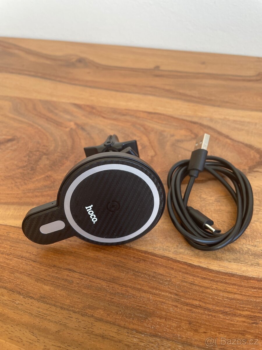 Bezdrátový MagSafe - nabíjecí držák do ventilace