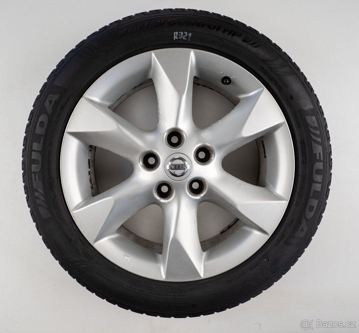 Nissan Juke - Originání 17" alu kola - Zimní pneu