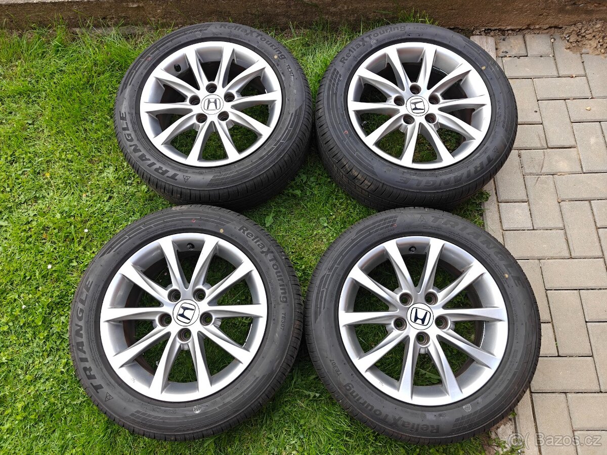ALU sada Honda R16 5x114,3 205/55 zánovní pneu