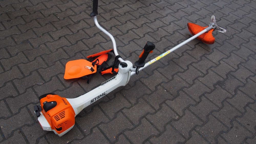 Profesionální Křovinořez stihl fs460c