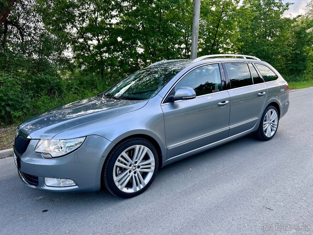 Škoda Superb II 3.6 FSI Elegance, webasto, TOP