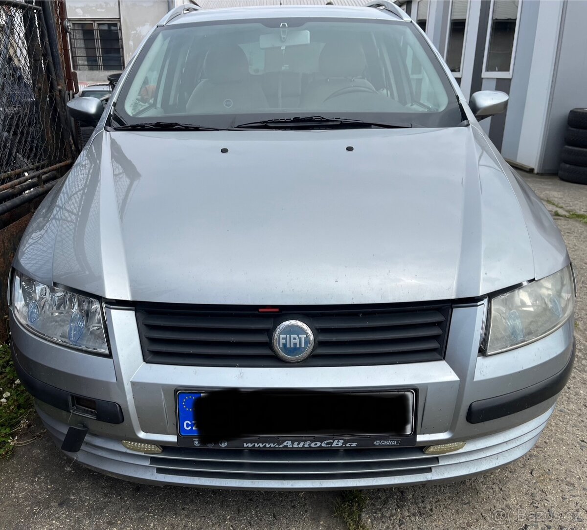 Fiat Stilo 1.6 náhradní díly dveře světlo kapota