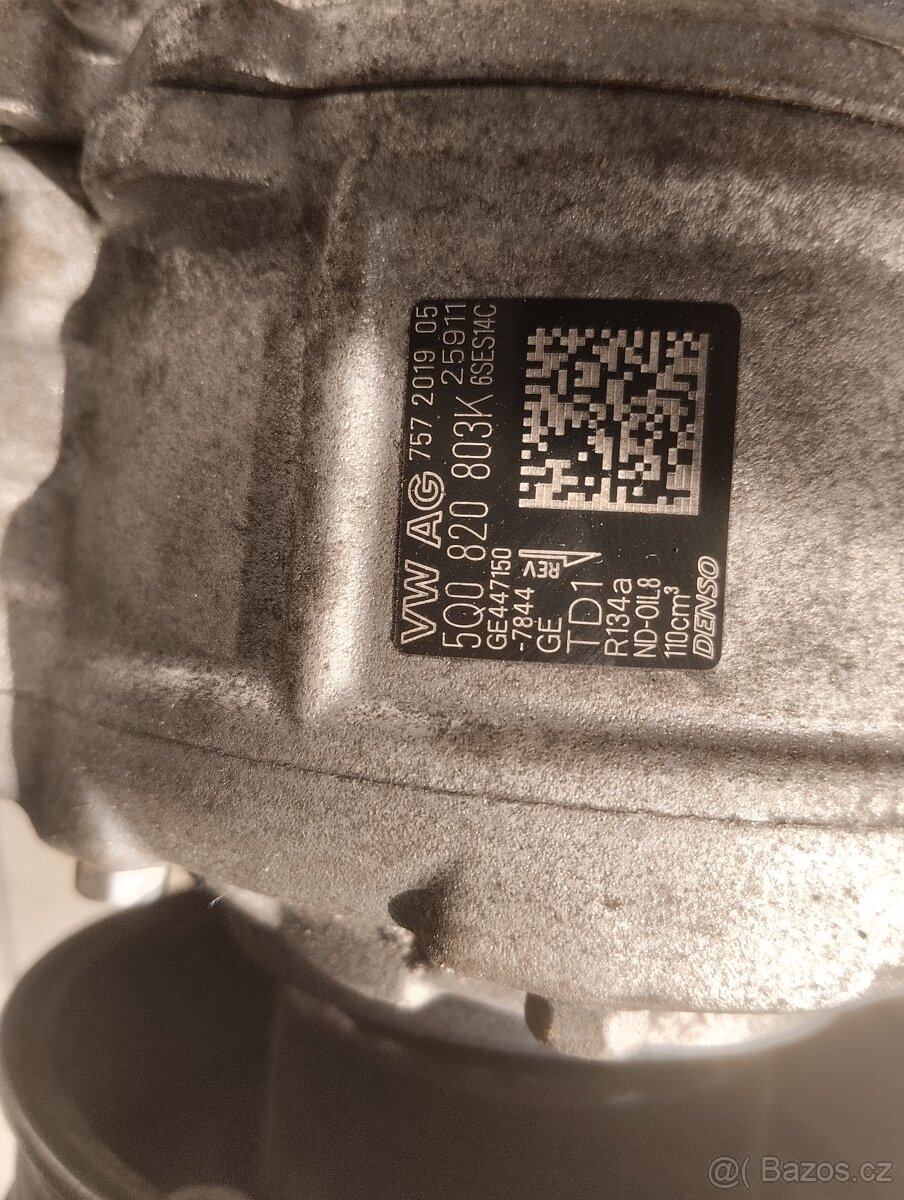 PRODÁM kompresor klimatizace VW 5Q0820803k