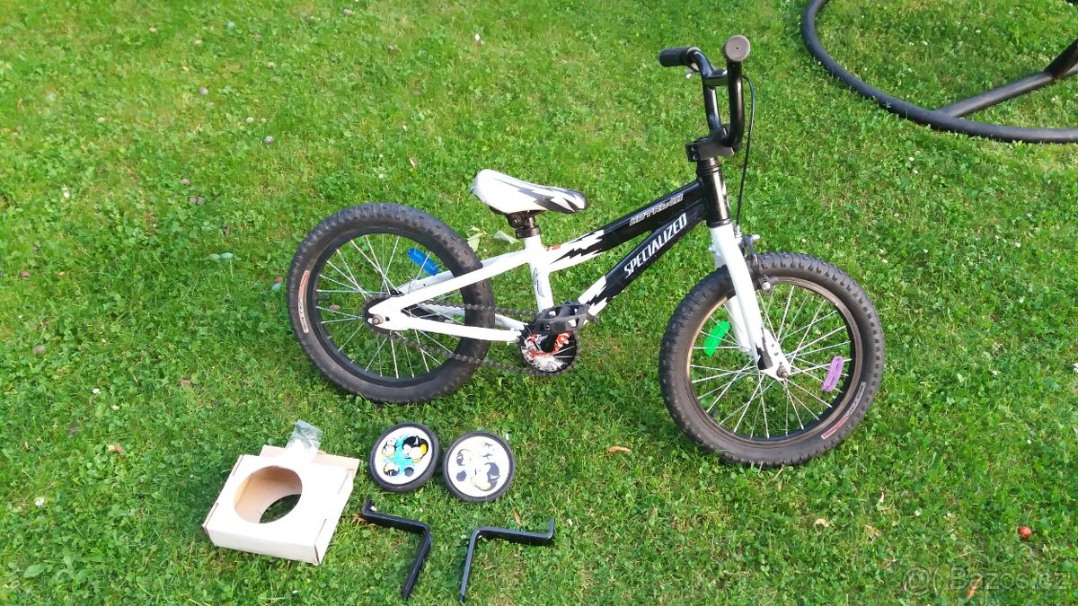 Lehké kolo Specialized Hotrock ALU 16" můžu POSLAT Alu rám