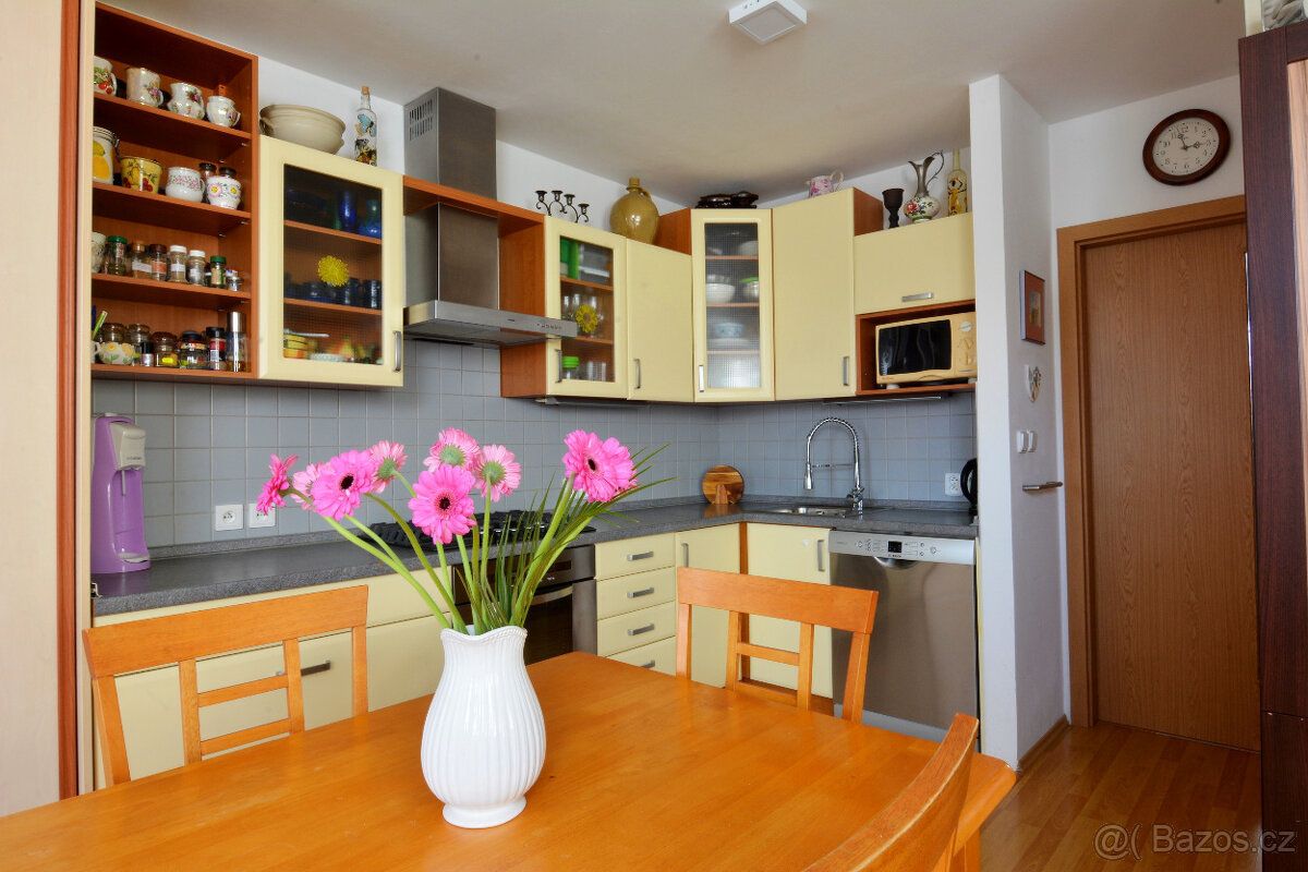 Prodej cihlového bytu 2+kk 46 m² Švehlova, Šlapanice