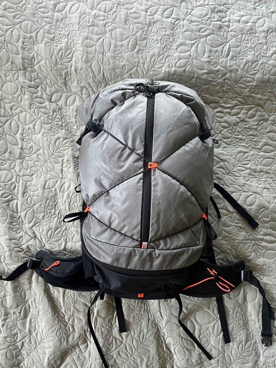Batoh Mammut Ducane Spin 50-60l Barva Granit-black