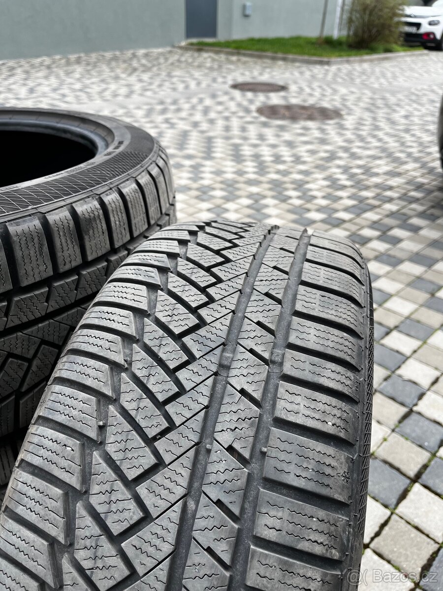 4ks Continental Wintercontact TS850 P, 235/45 R18