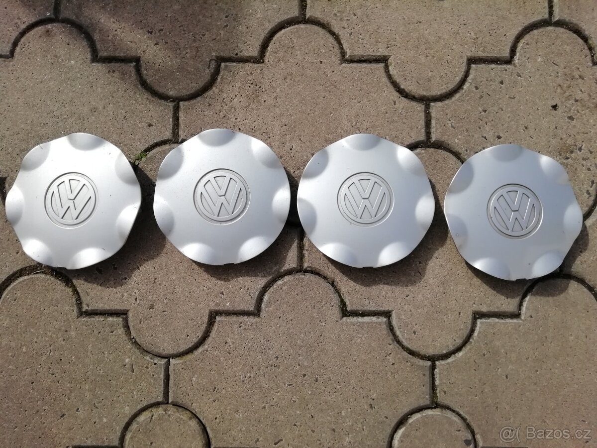 Poklice, krytky orig. alu kol VW Golf III, 1H0601149K