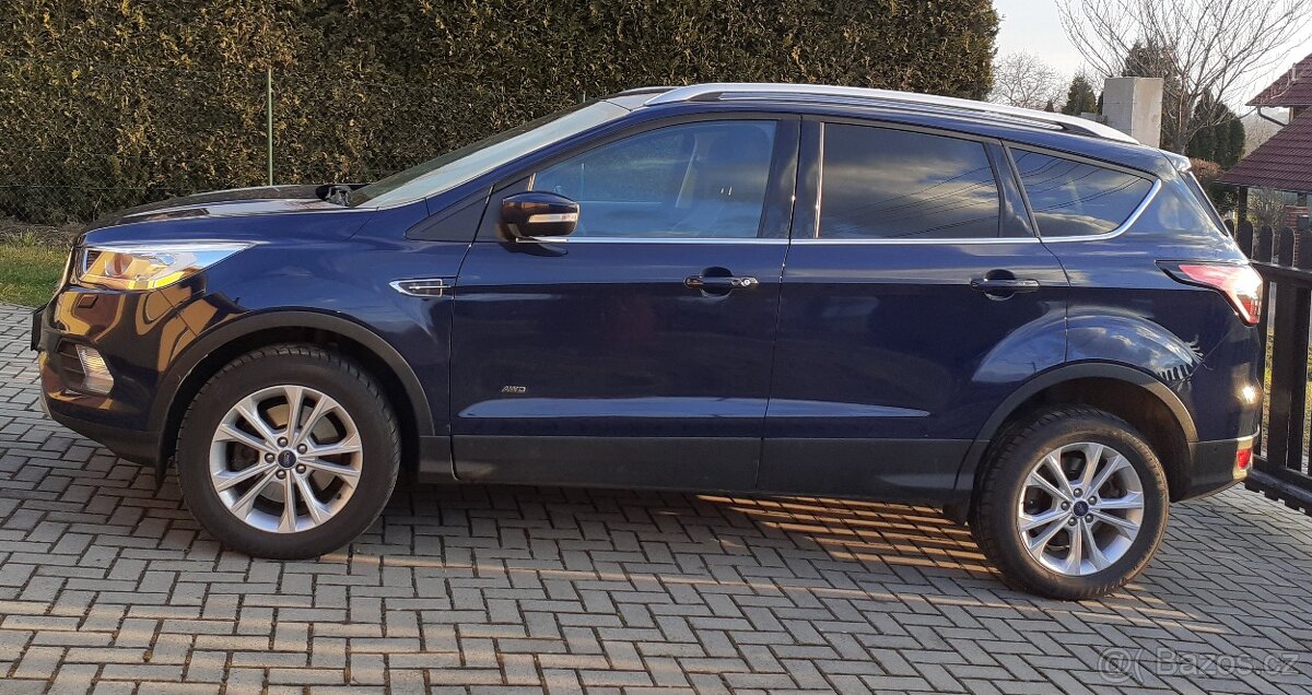 Ford Kuga 2.0TDCI 132KW AWD TIT 6MT NAVI AC Tažné