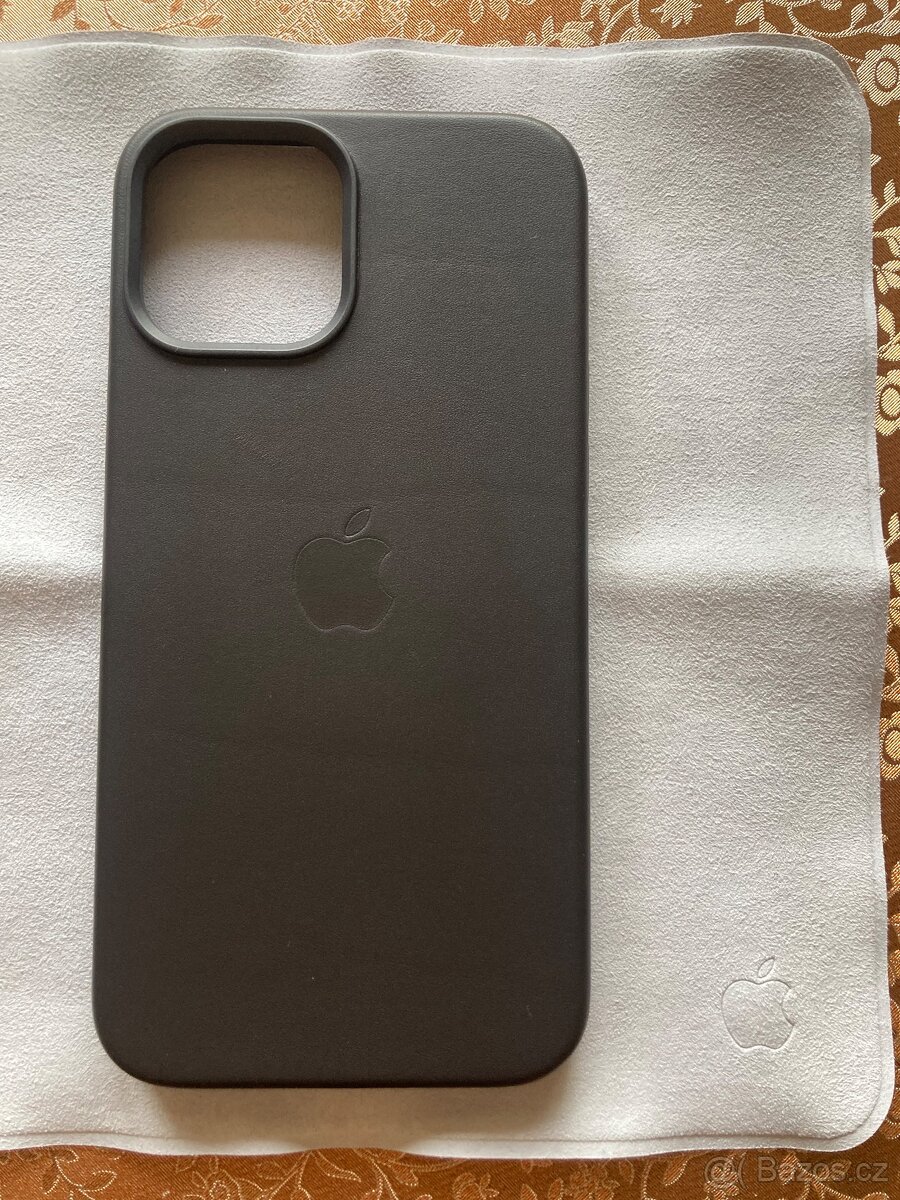 Apple kožený kryt Midnight na iPhone 12 Pro Max