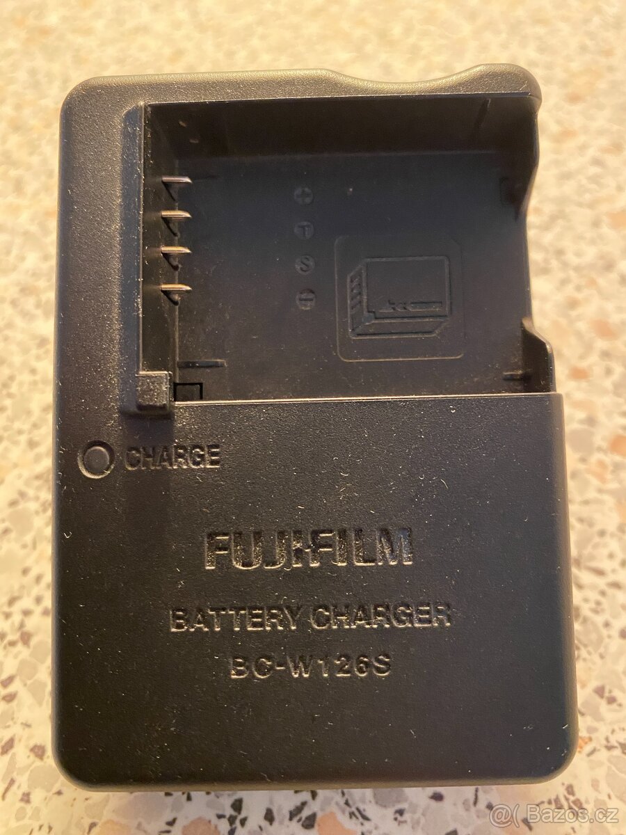 nabíječka Fujifilm BC-W126S Battery Charger for NP-W126