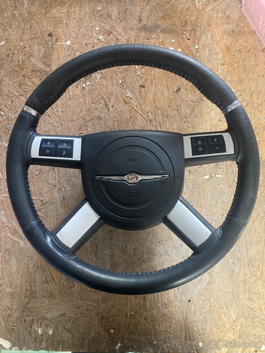 Chrysler 300c SRT volant