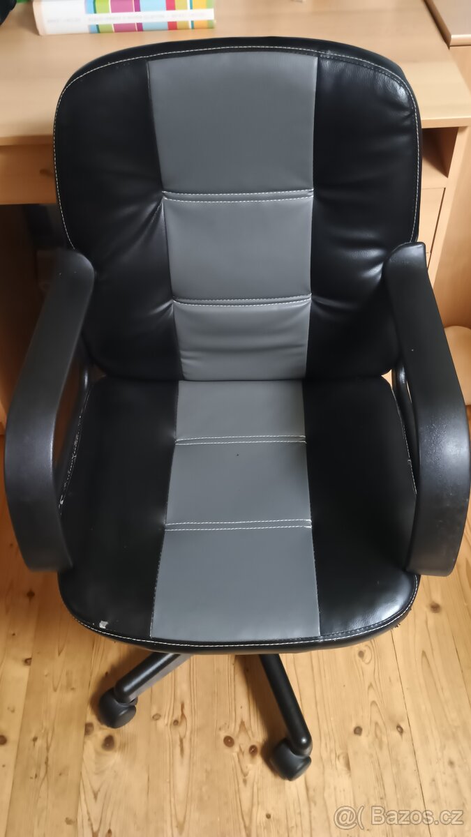 Kancelářská židle