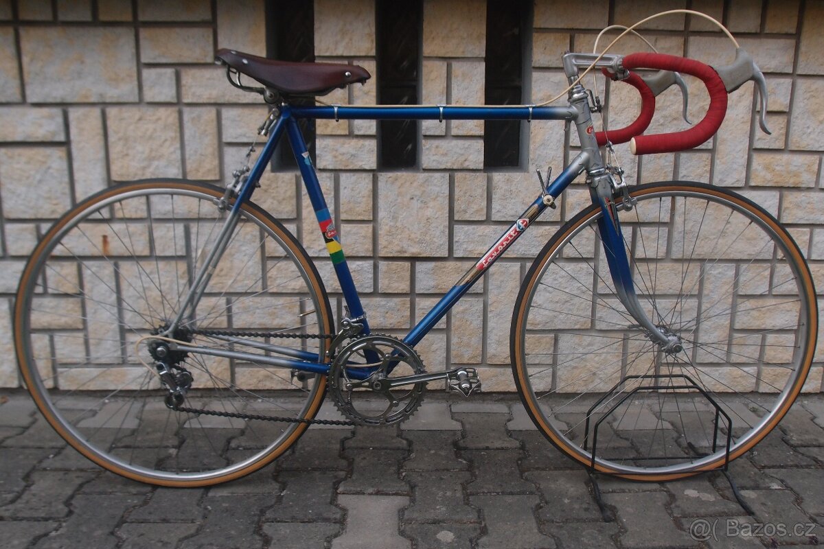 Kolo Favorit model F-12 r.v. 1967