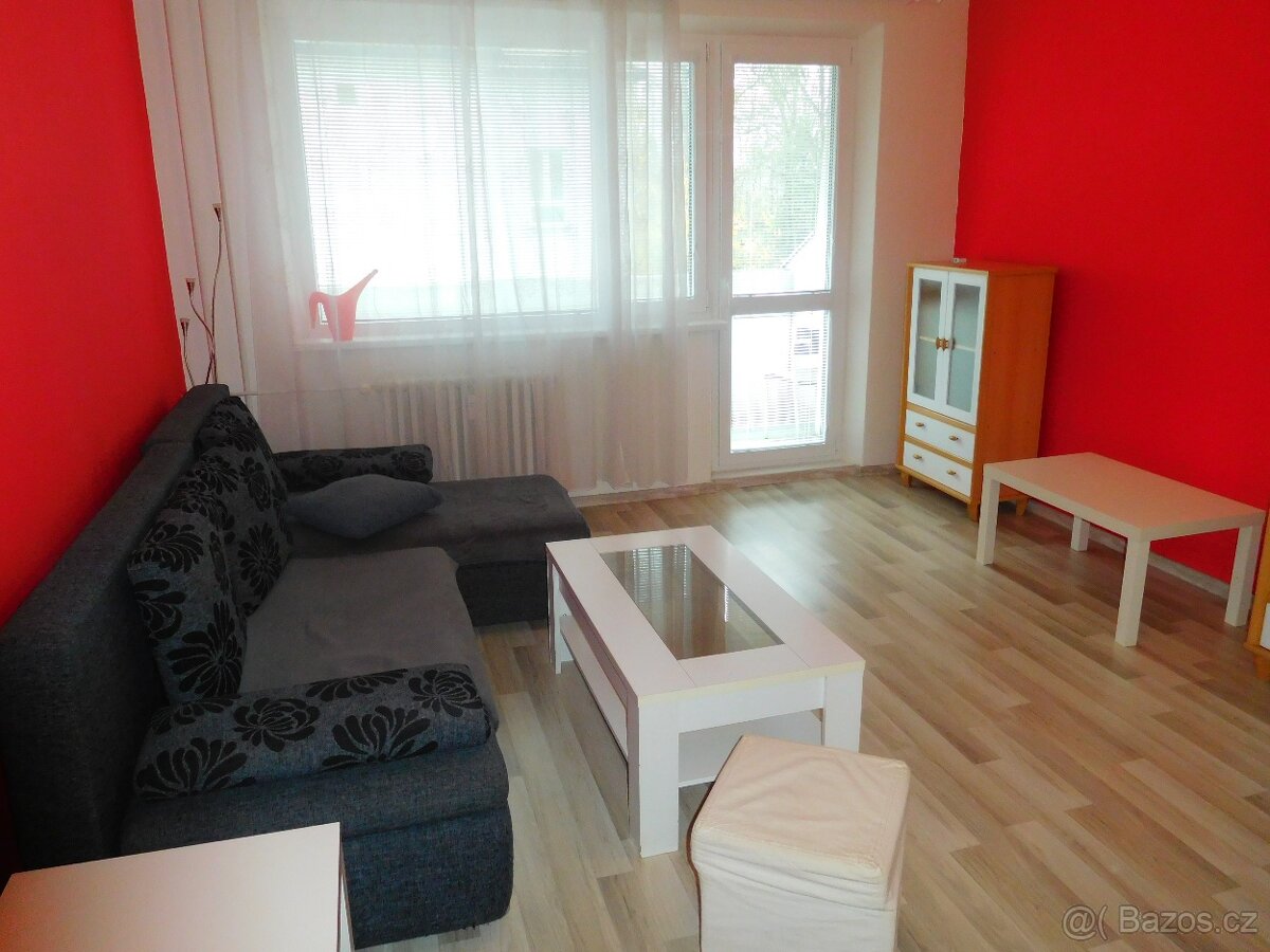 Nájem bytu 2+1 s balkónem ul.Harcovská