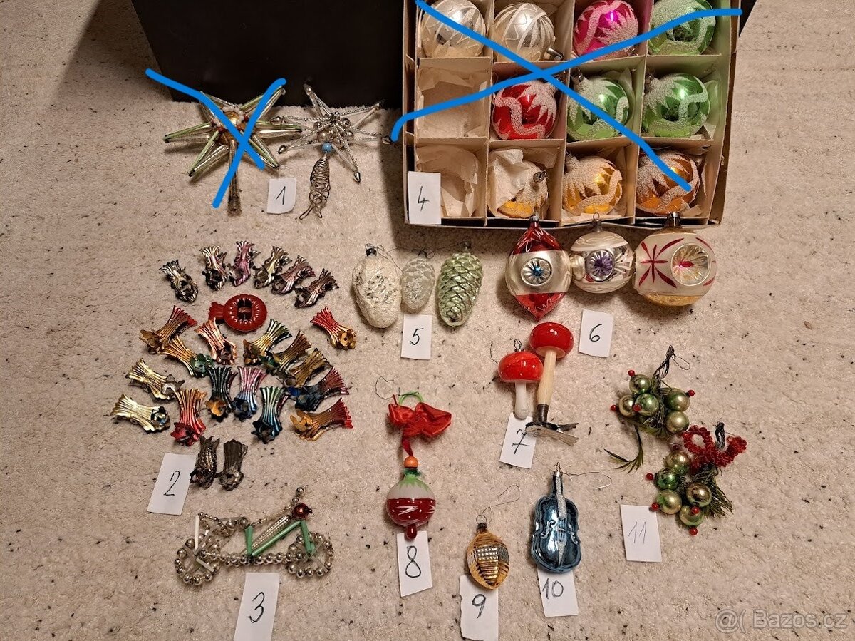 staré vánoční ozdoby