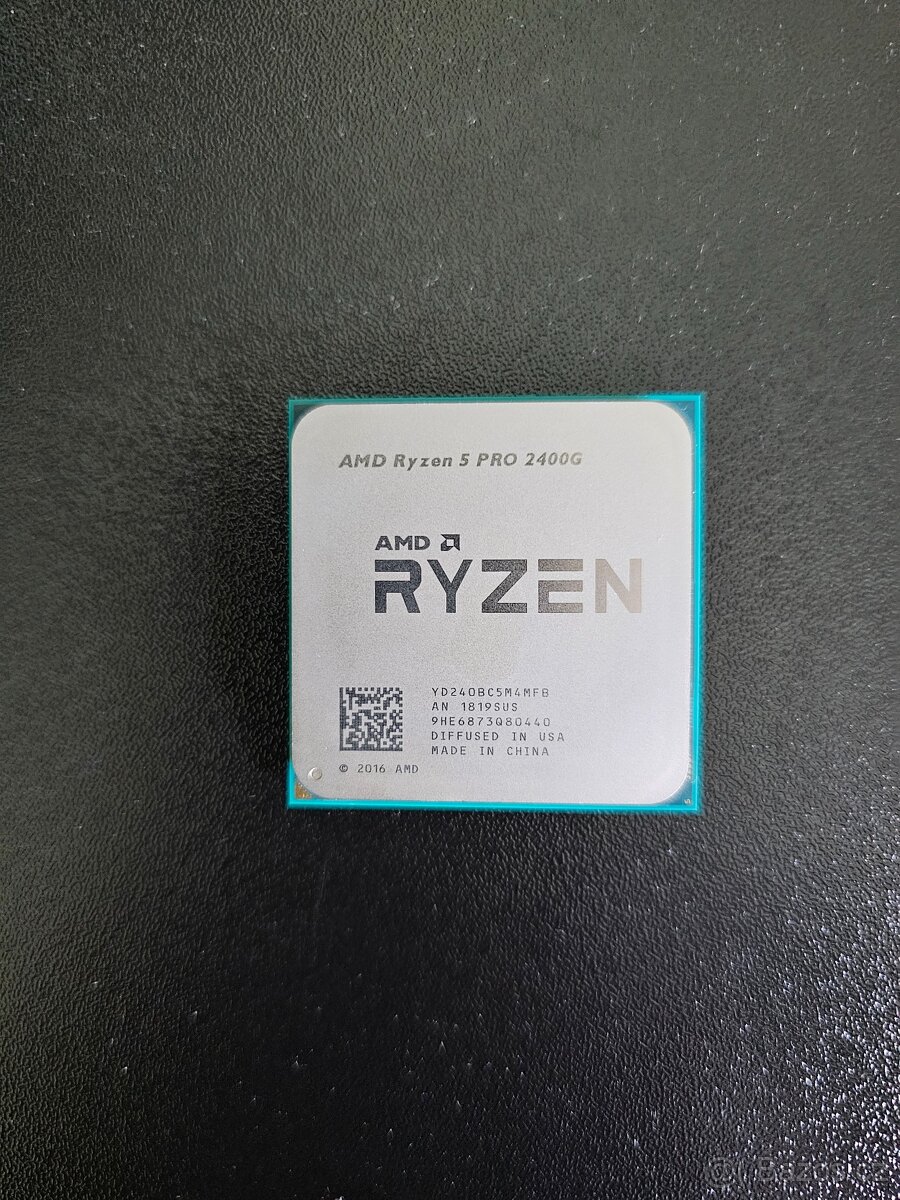 Procesor AMD Ryzen 5 PRO 2400G