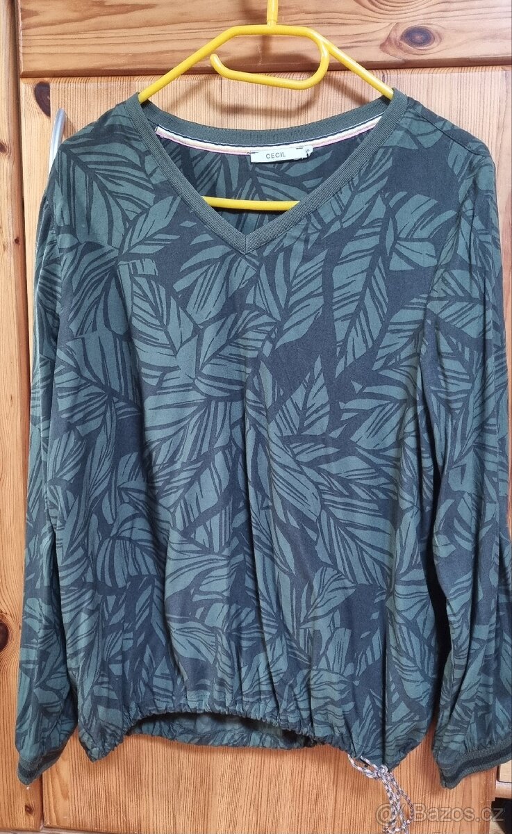 Dámská tmavě zelená halenka CECIL