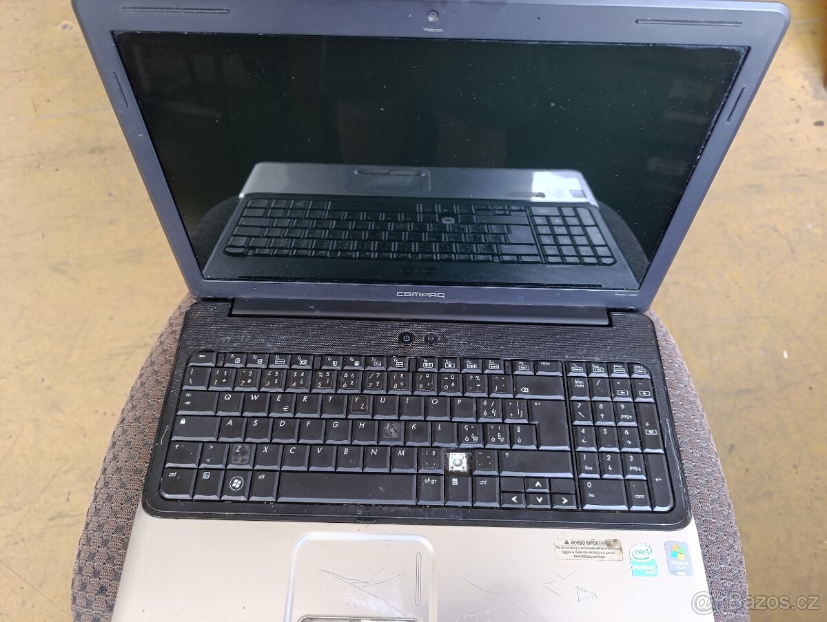 počítač HP compaq presario CQ61