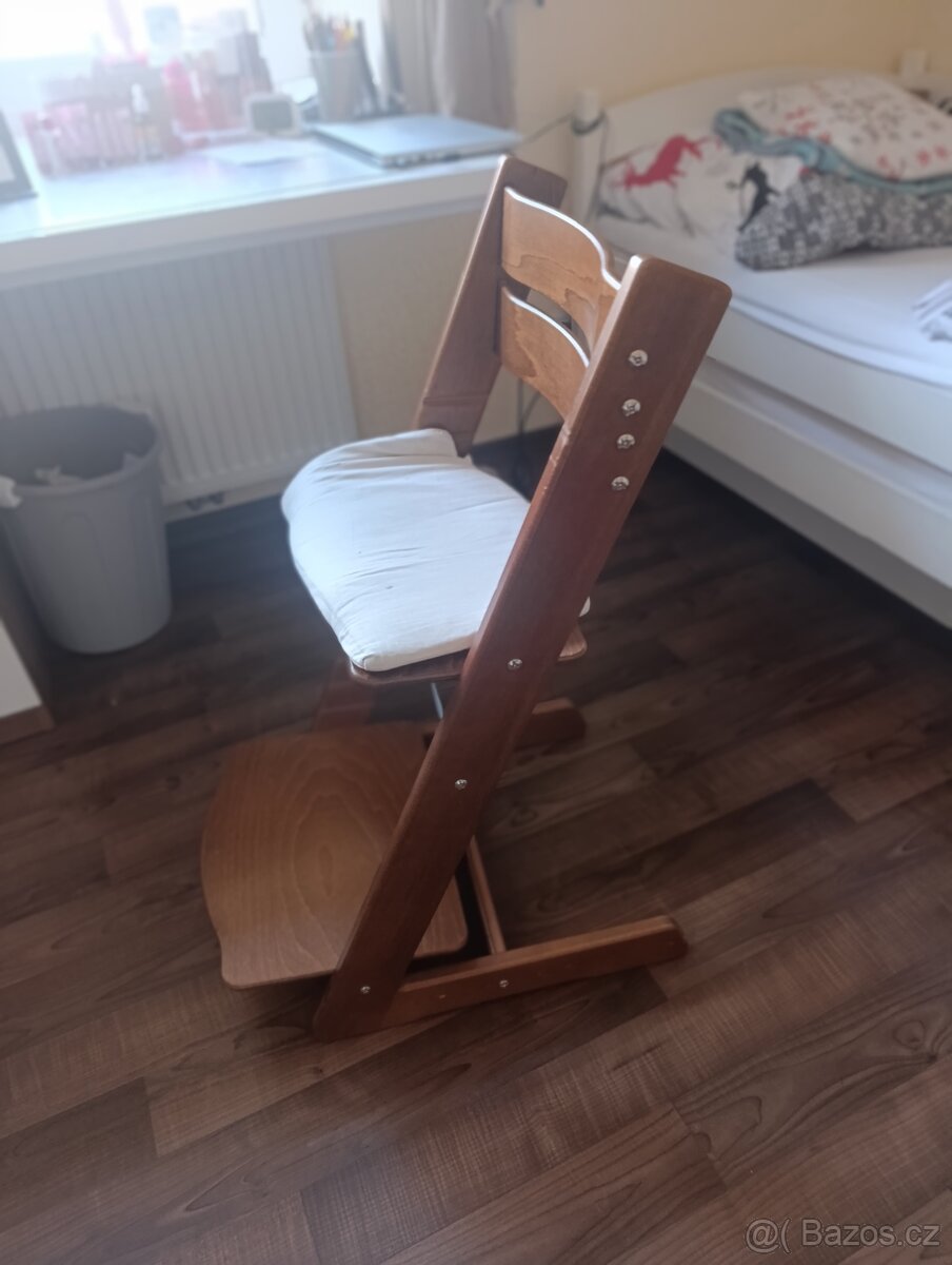 Rostoucí židle JITRO