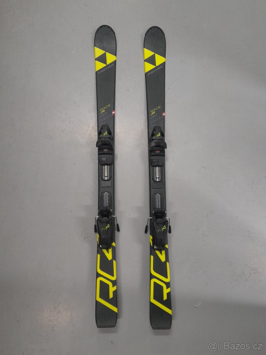 Prodám lyže +hůlky 130 cm