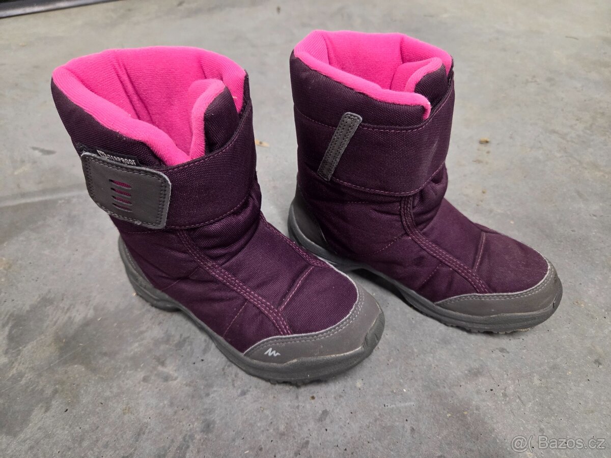 Zimní dívčí boty botky Quechua 33.
