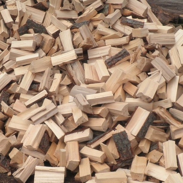 Prodej palivového dřeva štípaného