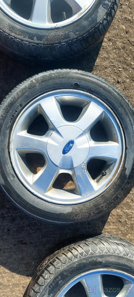Alu kola FORD