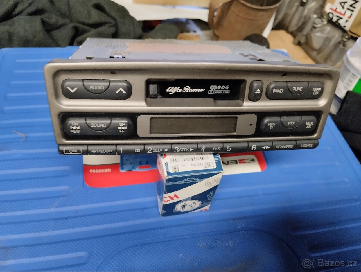 Originální rádio Alfa Romeo