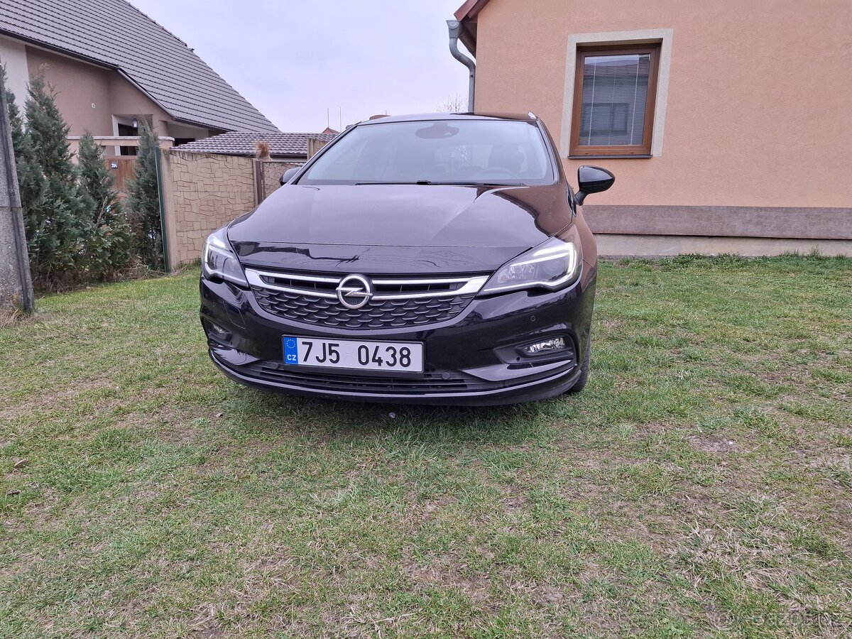 Opel Astra Sports Tourer 1.6 CDTI,facelift,velka vybava