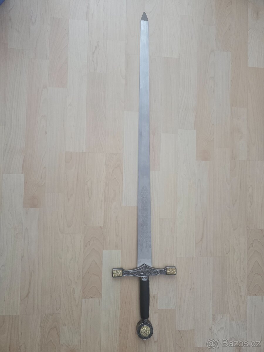 Prodám repriku meče Excalibur
