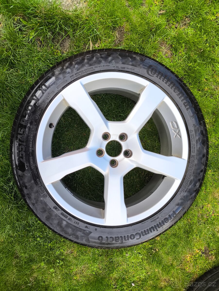 20" originální Volvo XC disky s pneu Continental