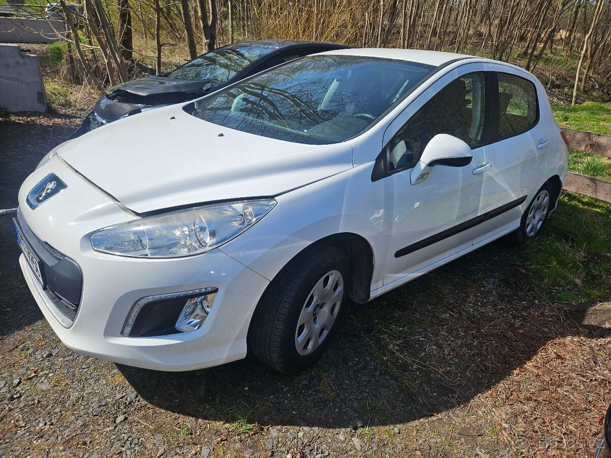 Peugeot 308 1.4, 72 kW, 2013, 155.000 km, Hlava motoru KO