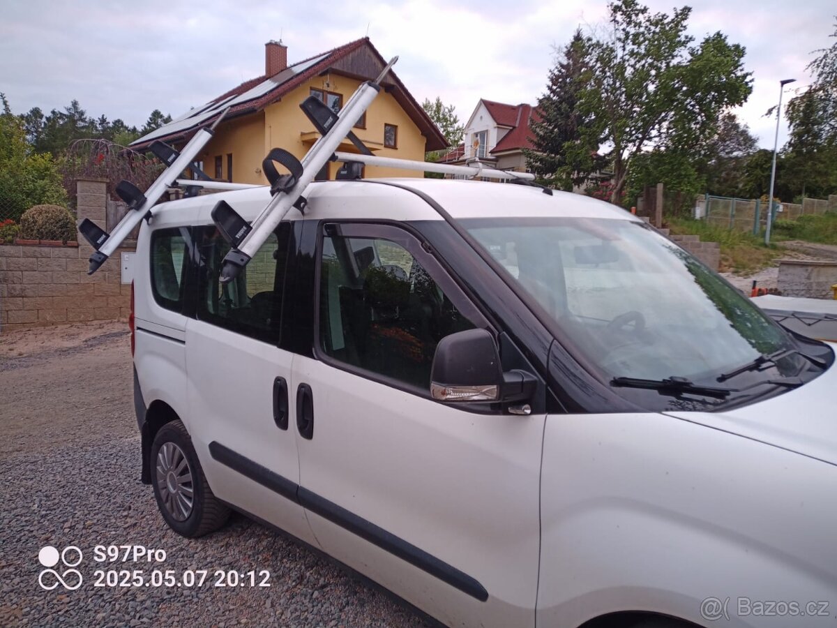 Zahrádka THULE výklopná na žebřík + držáky