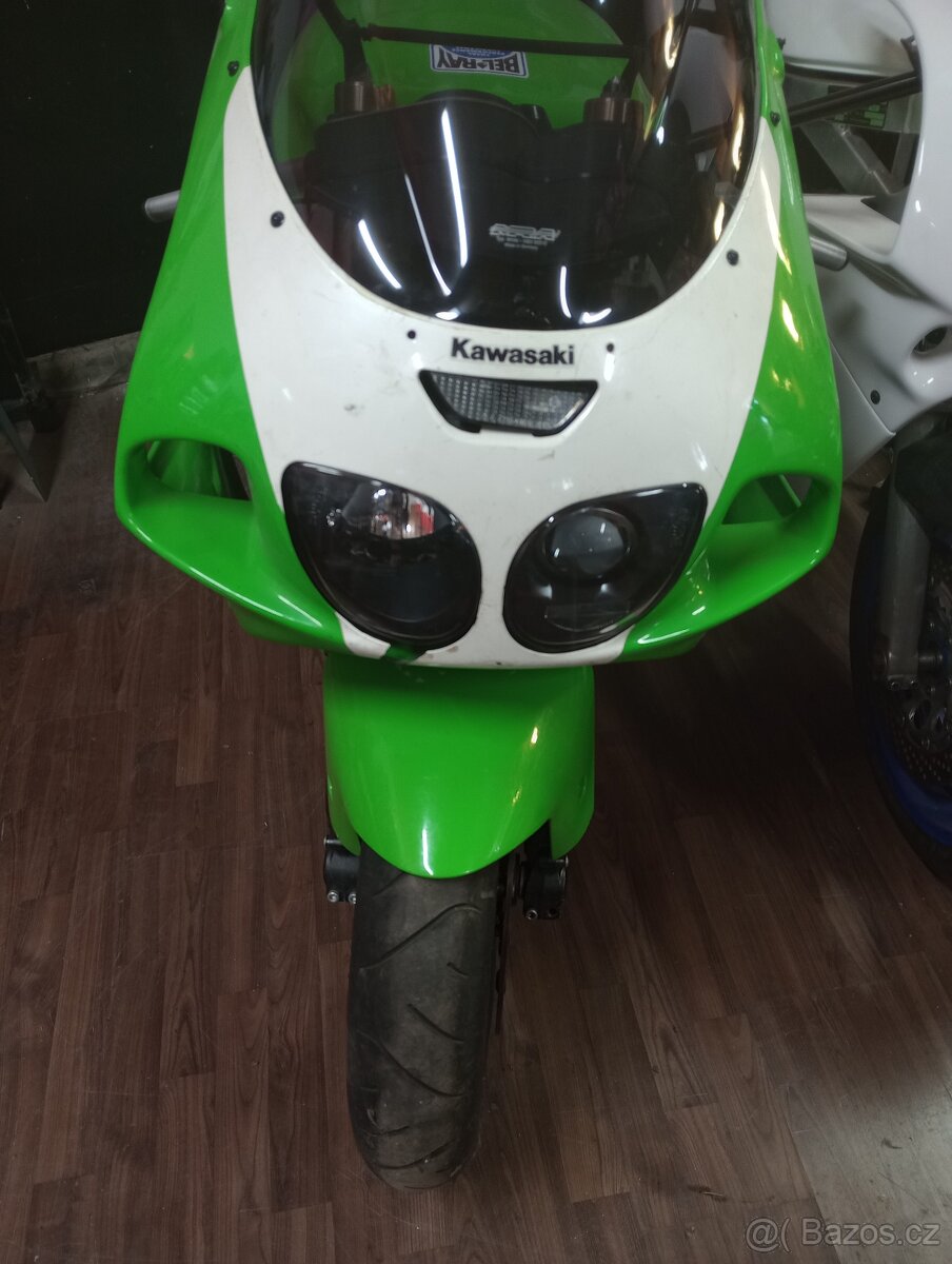 Kawasaki zx 7r