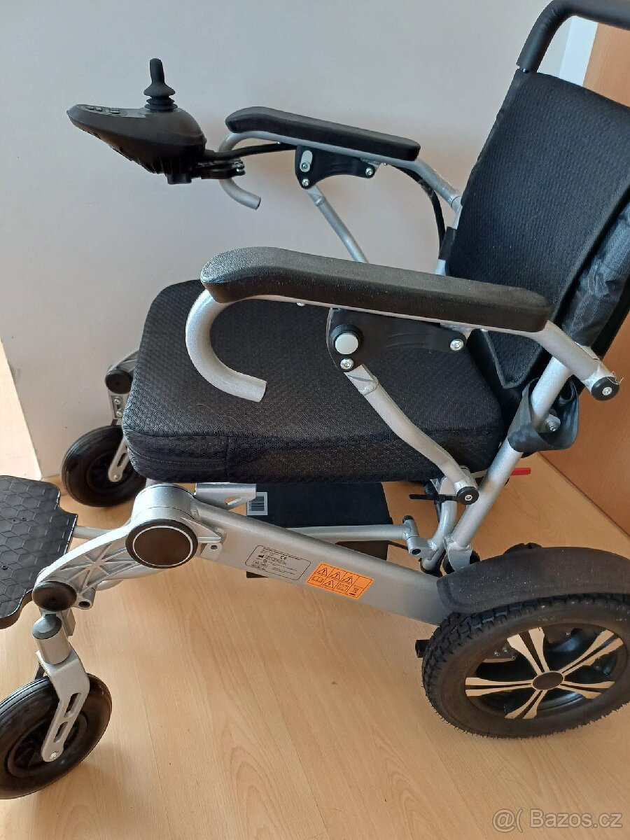 Vozík elektrický invalidní SELVO i4500 v záruce