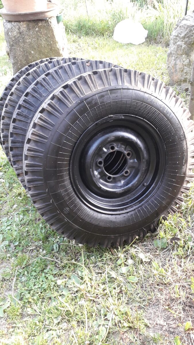 Kola na Uaz