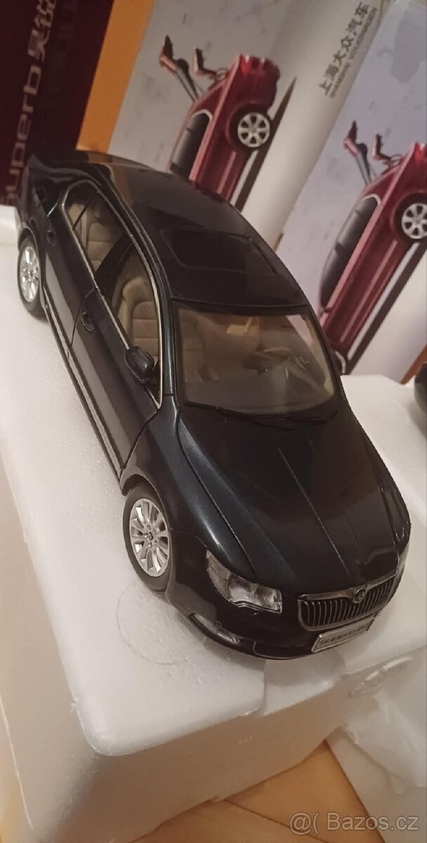 Škoda Superb 1:18 Paudi 2008 Rarita