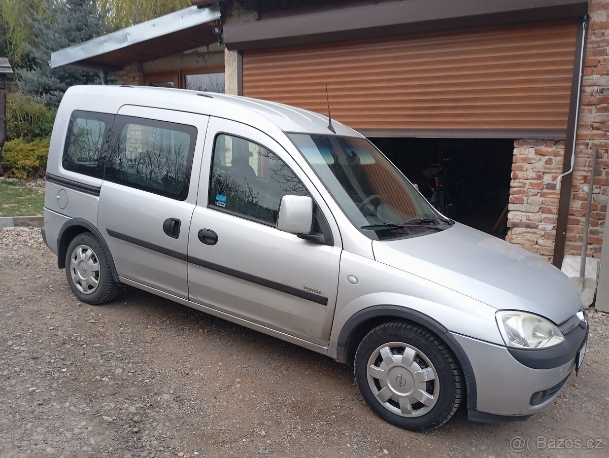 Opel combo tour