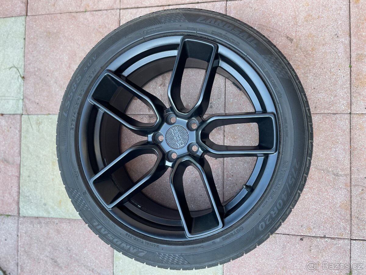 Kola Dodge Challenger r20 - Celoroční pneu