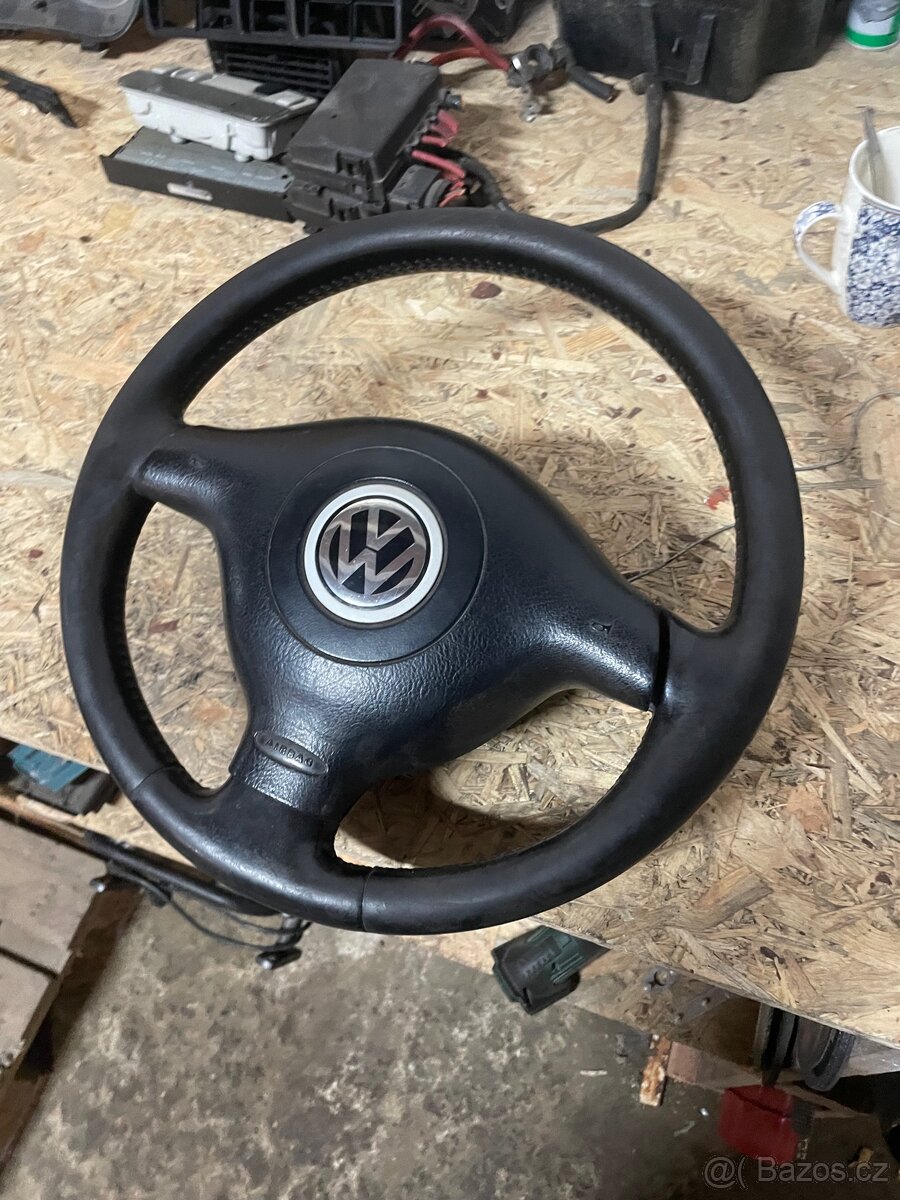 3 ramínko golf 4
