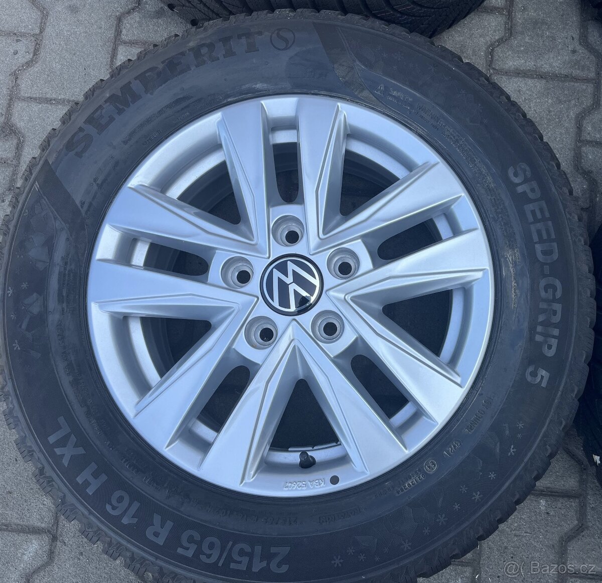 Volkswagen T7 alu 6,5x16 5x120 ET60 pneu 215/65/18 102H XL