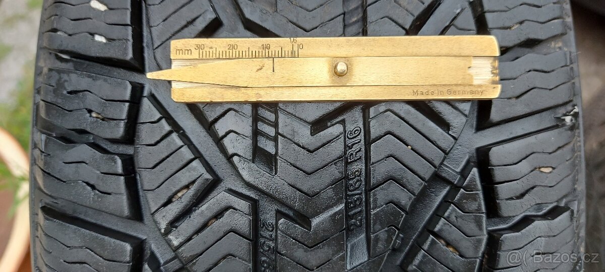 Zimní pneu 215/65R16 Kormoran