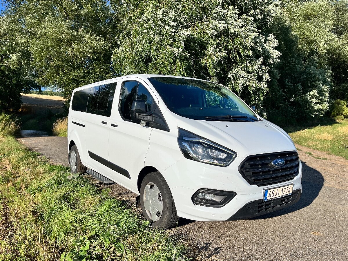 Ford Transit custom 2018 L2H1 125 kw 6 míst