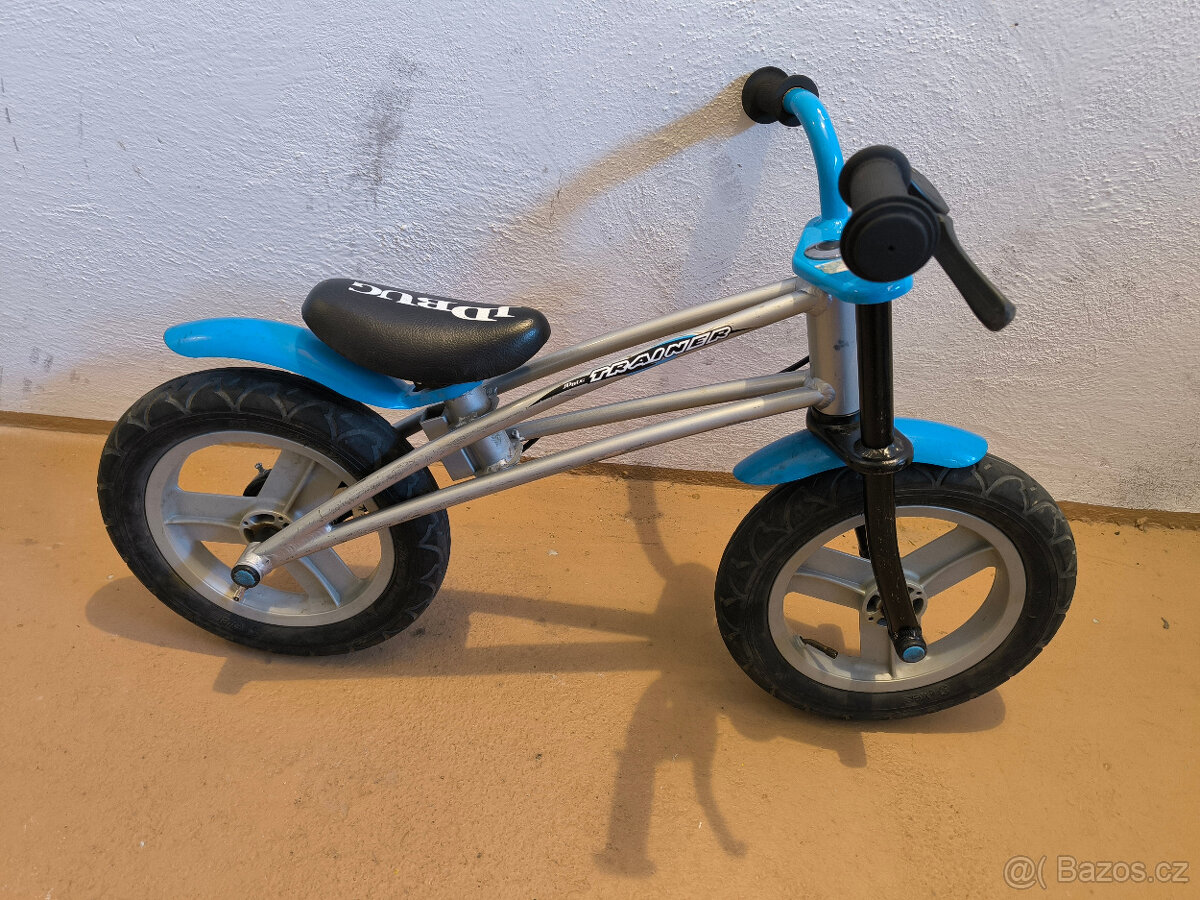 Prodám dětské odrážedlo JDBug