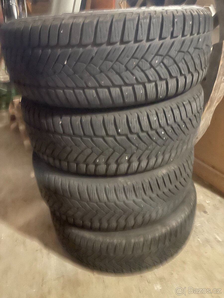 205/55R16 zimní pneumatiky DUNLOP, vzorek 6mm