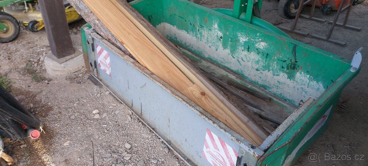 Přepravní plošina-lopata