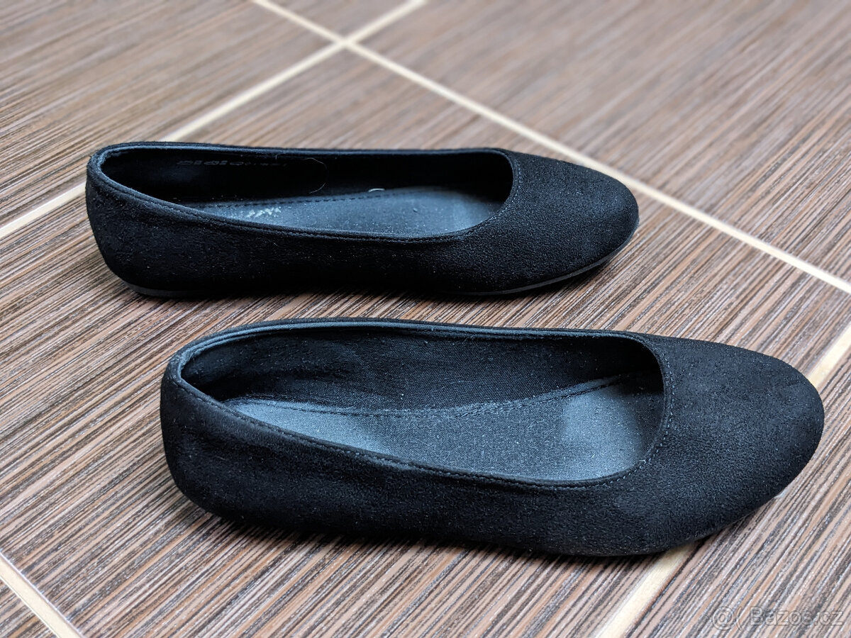 Baleríny/ balerínky černé - vel. 37 - Deichmann