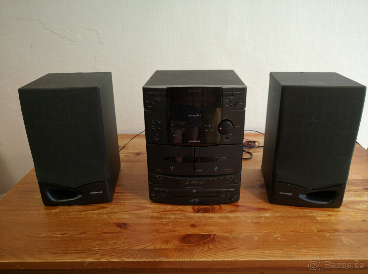 Grundig M15, Hi-Fi stereo systém, 2 x 30W/6Ω RMS